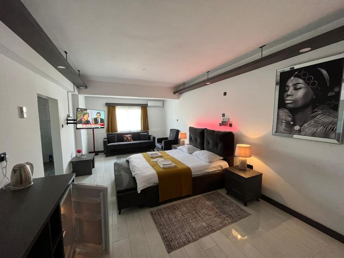 Tiana Boutique Aparthotel Famagusta  Exterior foto