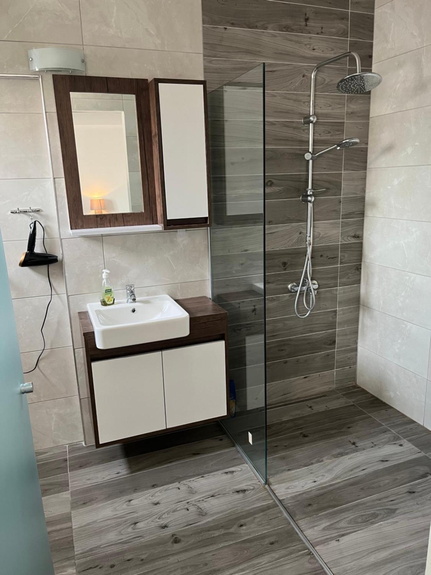 Tiana Boutique Aparthotel Famagusta  Exterior foto